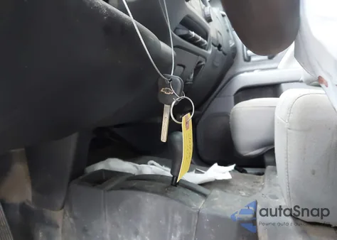 2017 Chevrolet Silverado 1500 Wt z USA, uszkodzony, nr VIN 1GCNKNEC1HZ366976